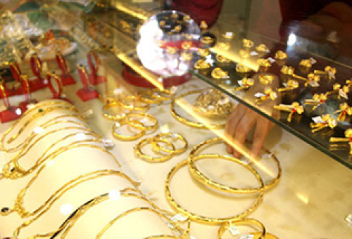 Những Mẫu Nhẫn Cưới Vàng Ý 750 Chuẩn VVS+ Đẹp 2025